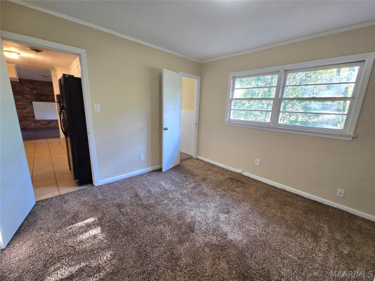 1827 Pinecrest Drive