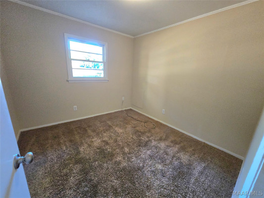 1827 Pinecrest Drive