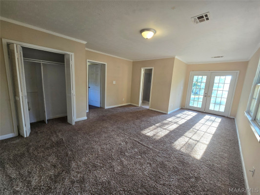 1827 Pinecrest Drive