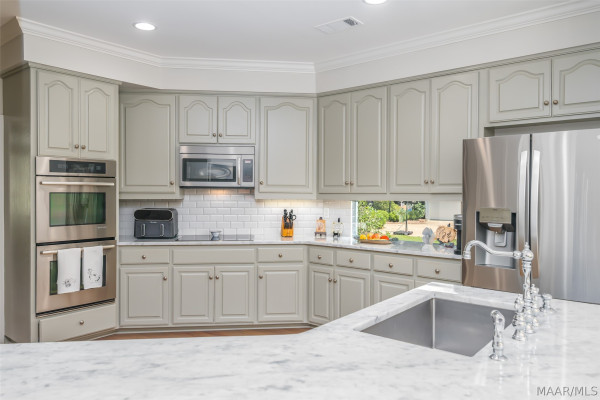 9512 BENT BROOK Drive