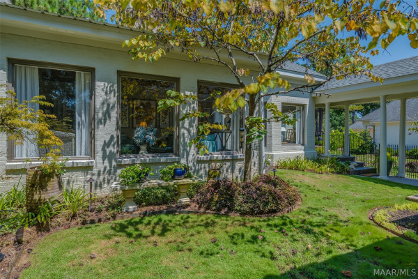 9512 BENT BROOK Drive