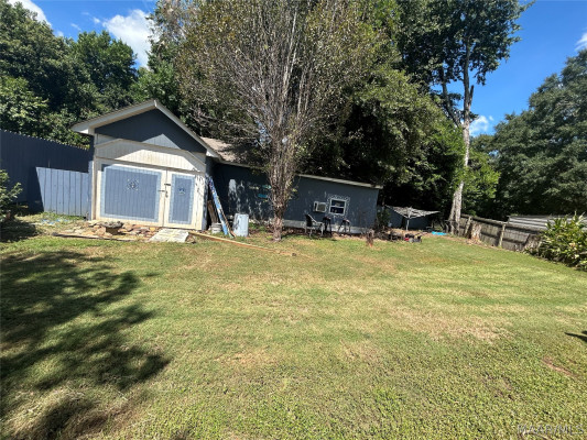 1017 Gipson Street