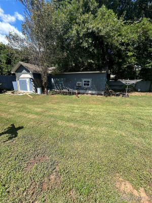 1017 Gipson Street