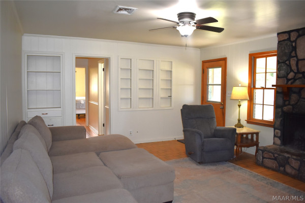 304 Sterling Drive