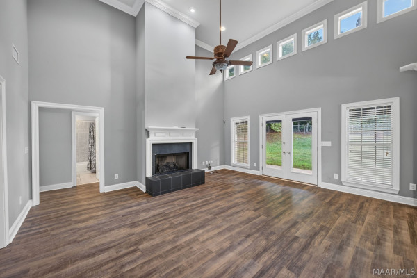 101 HILL RIDGE Drive