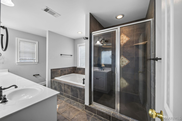 101 HILL RIDGE Drive
