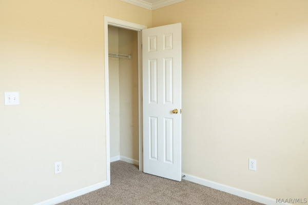 1328 CENTERFIELD Court