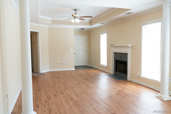 1328 CENTERFIELD Court