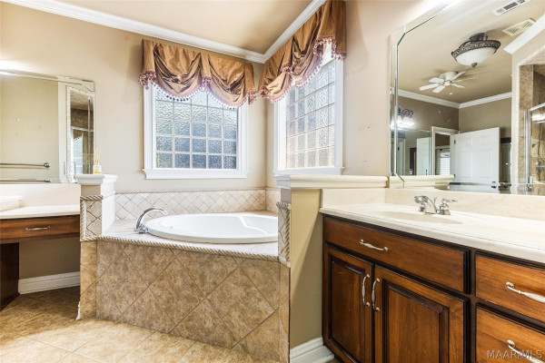 8497 Rockbridge Circle
