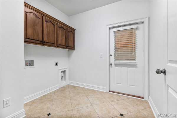 8497 Rockbridge Circle