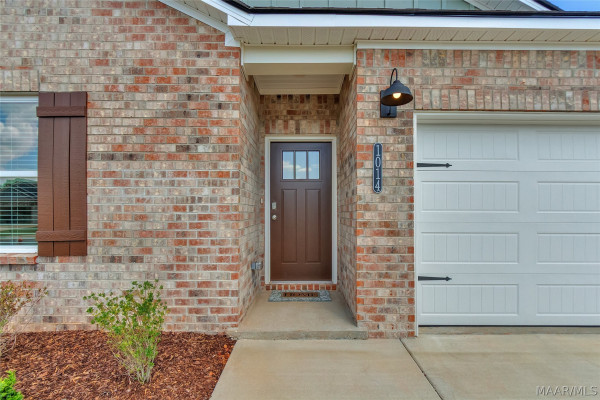 1014 Kelly Way