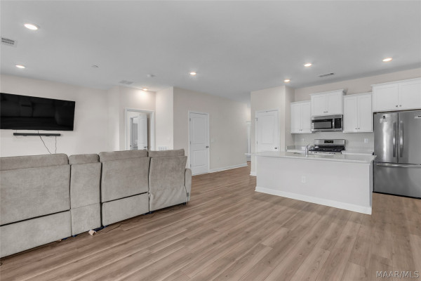 1014 Kelly Way