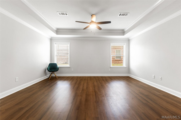 279 Meadowview Lane