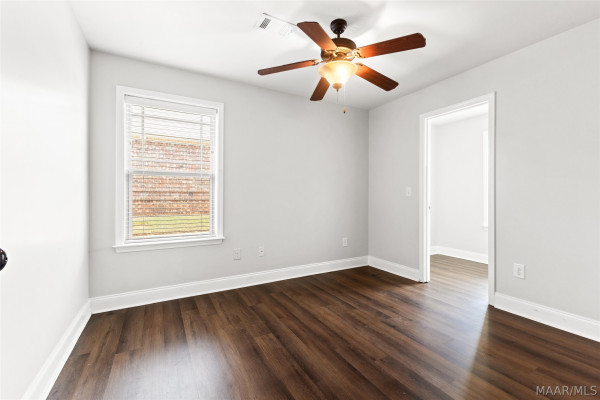 279 Meadowview Lane