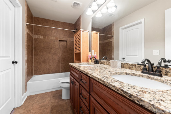 279 Meadowview Lane