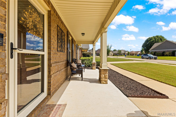 279 Meadowview Lane