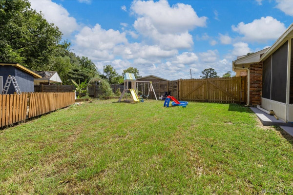 114 Ivey Court