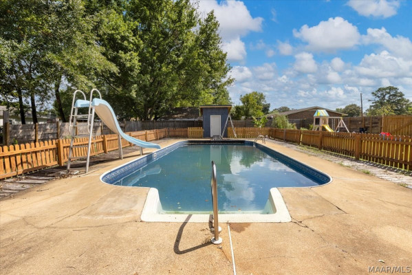 114 Ivey Court