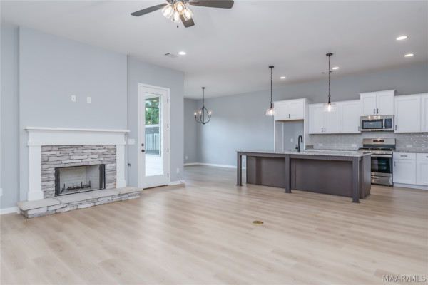 400 Hawthorne Ridge Drive