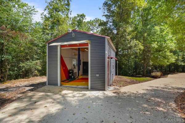 222 High Country Road