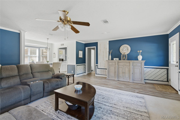 3622 Loxley Lane