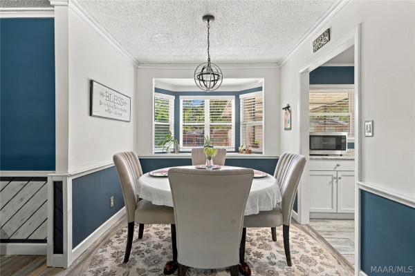 3622 Loxley Lane