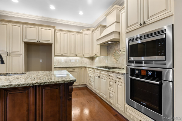 6414 Philadelphia Hill