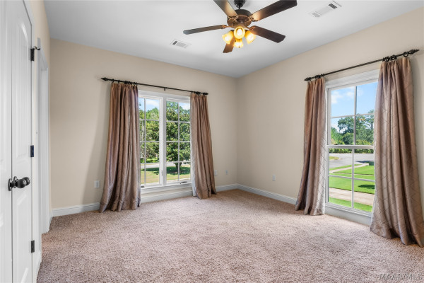 6414 Philadelphia Hill