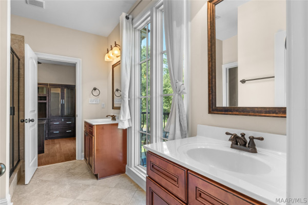 6414 Philadelphia Hill