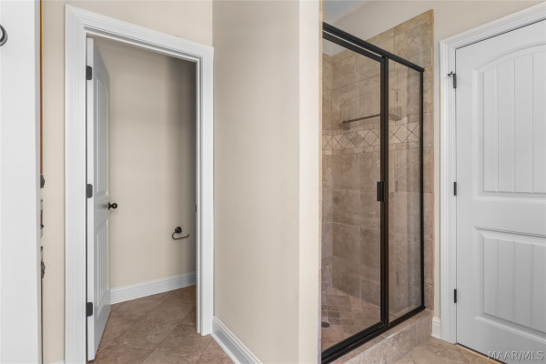 6414 Philadelphia Hill