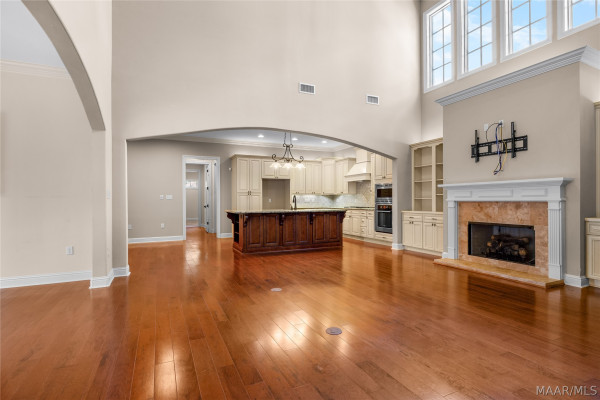 6414 Philadelphia Hill