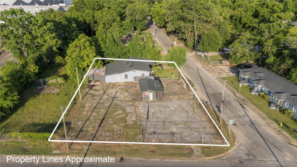 3300 Lower Wetumpka Road