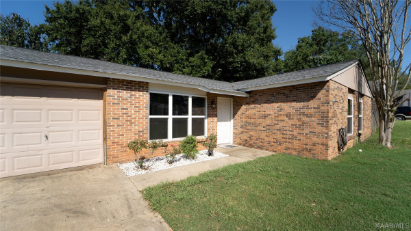 53 Meadowood Drive