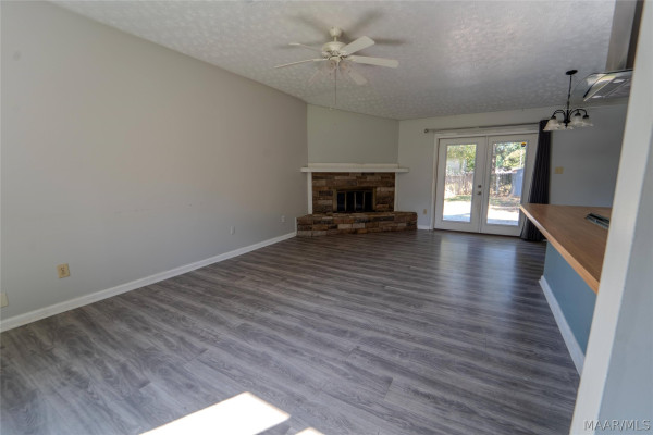 53 Meadowood Drive
