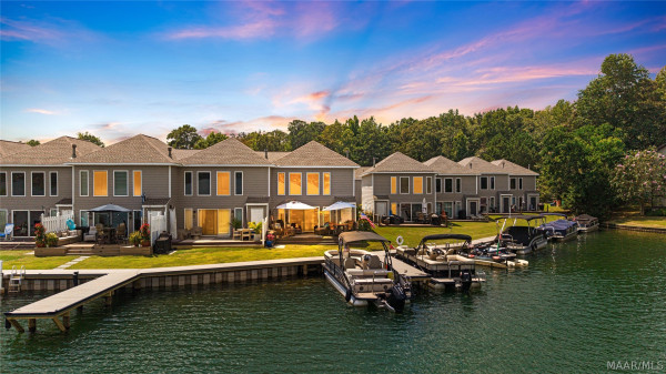 163 Paradise Pointe