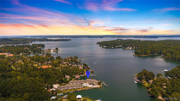 163 Paradise Pointe