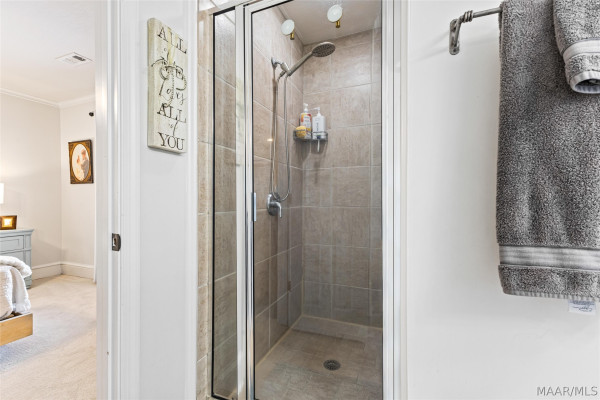 163 Paradise Pointe