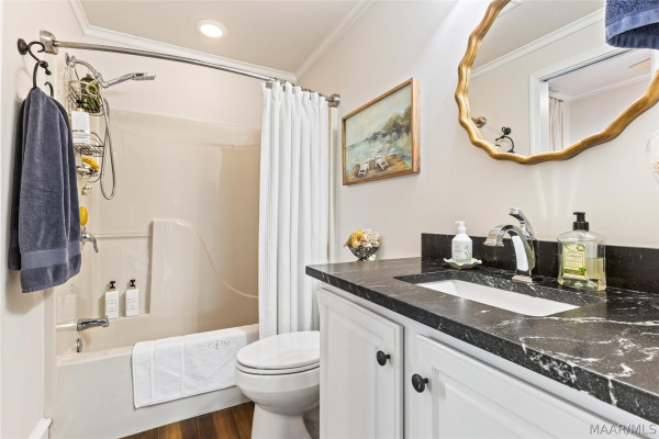163 Paradise Pointe