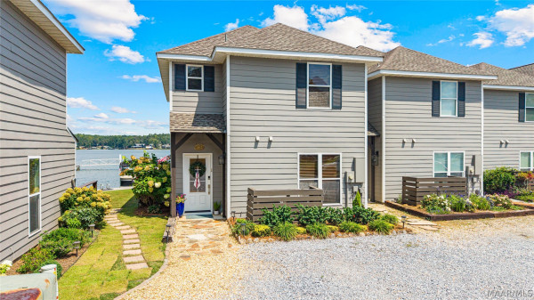 163 Paradise Pointe