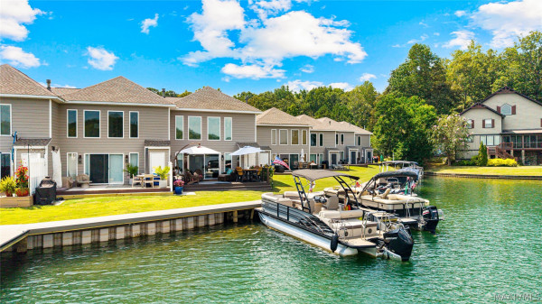 163 Paradise Pointe