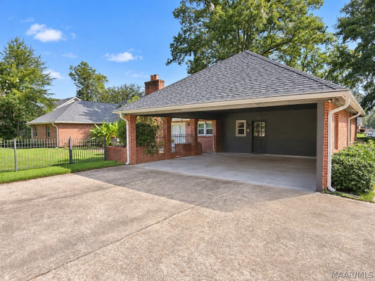 209 Arrowhead Drive