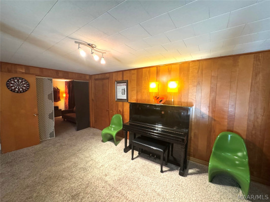 909 Green Forest Drive