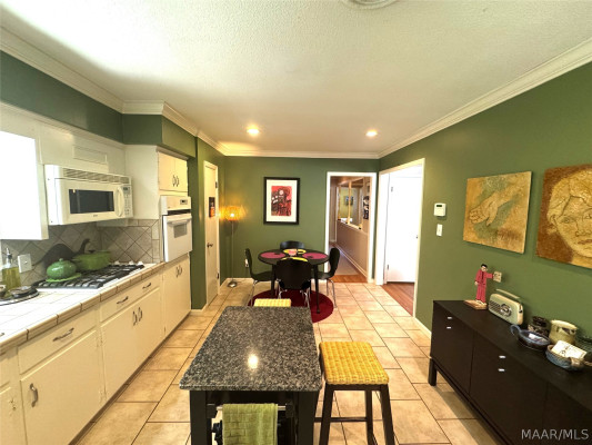 909 Green Forest Drive