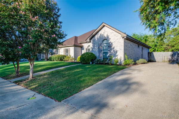 2718 IVY Chase Loop