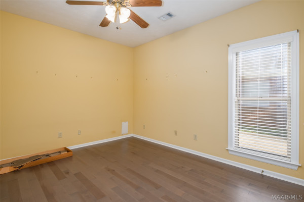 2718 IVY Chase Loop