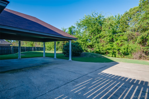 2718 IVY Chase Loop