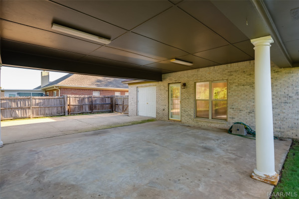 2718 IVY Chase Loop