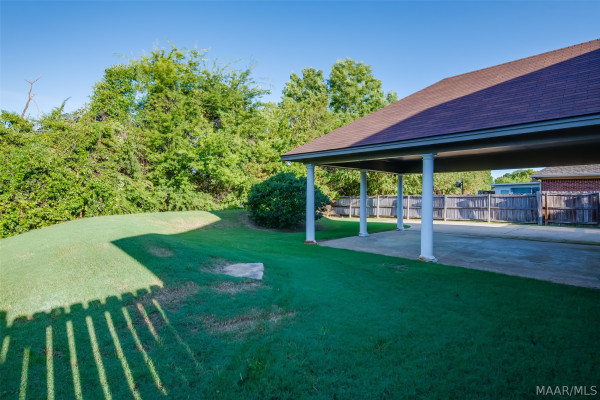 2718 IVY Chase Loop