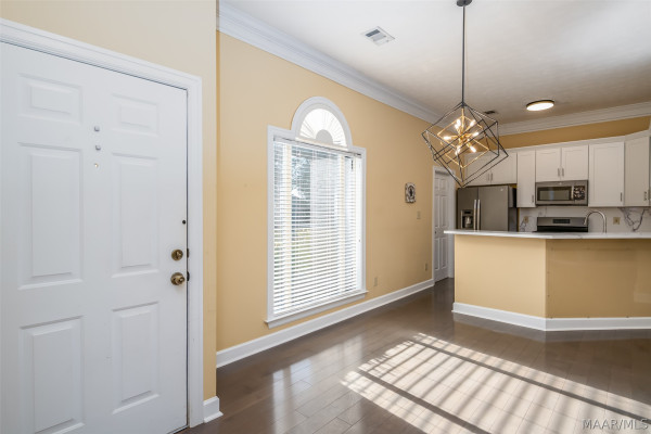 2718 IVY Chase Loop