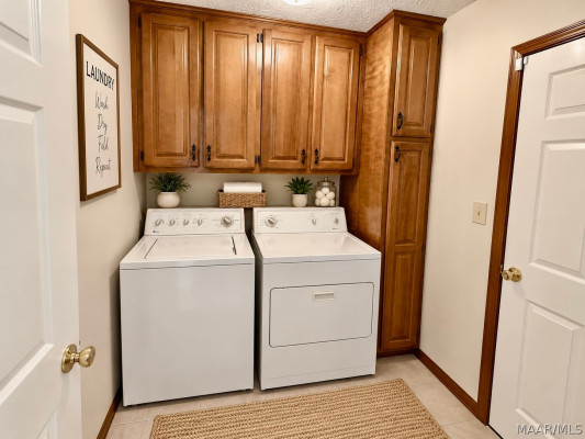6529 Monmouth Mews